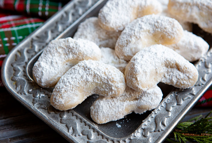 Buttery Toasted Almond Crescent Cookies