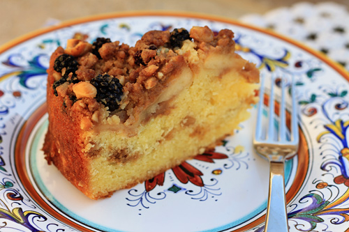 appleblackberrycake2