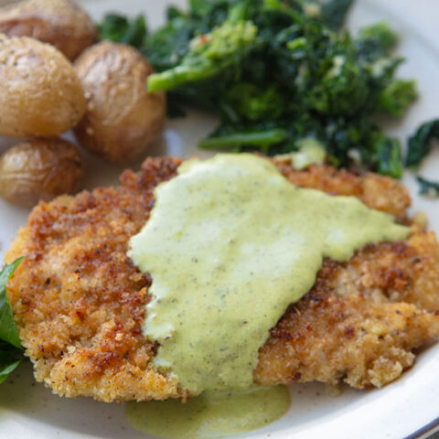Crispy Chicken Cutlets With Creamy Pesto Sauce