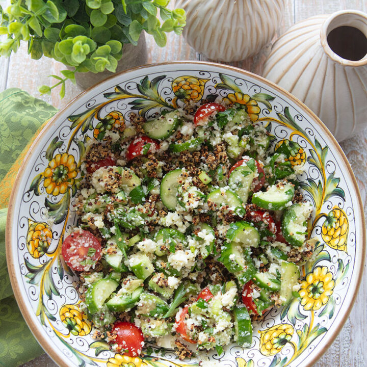 Mediterranean Salad With Crispy Quinoa